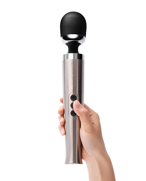 Le Wand Die Cast Rechargeable Massager - Silver - Image 4